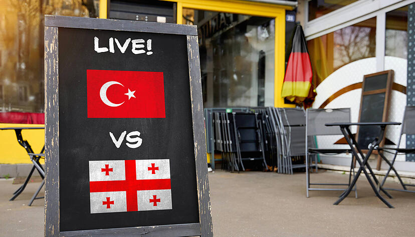 Am Dienstag spielt die Türkei ab 18 Uhr gegen Georgien. Am Dienstag spielt die Türkei ab 18 Uhr gegen Georgien.
