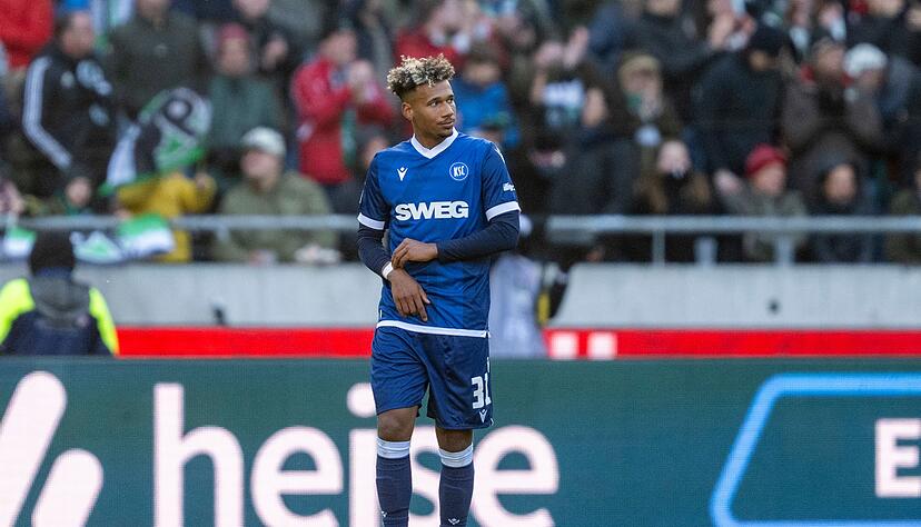 Der KSC und Bambas&eacute; Cont&eacute; verloren am Freitag ein Testspiel gegen Servette Genf.