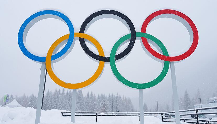 Am Freitag werden die Olympischen Winterspiele in Italien eröffnet. Mit Mailand und Cortina gibt es erstmals zwei offizielle Gastgeber-Orte. Am Freitag werden die Olympischen Winterspiele in Italien eröffnet. Mit Mailand und Cortina gibt es erstmals zwei offizielle Gastgeber-Orte.