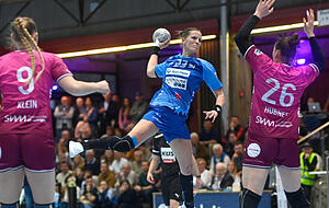 Da war noch alles gut: Munia Smits präsentierte sich im letzten Hauptrunden-Heimspiel gegen die TuS Metzingen zunächst treffsicher, bevor sie sich in der Schlussphase verletzte. Da war noch alles gut: Munia Smits präsentierte sich im letzten Hauptrunden-Heimspiel gegen die TuS Metzingen zunächst treffsicher, bevor sie sich in der Schlussphase verletzte.