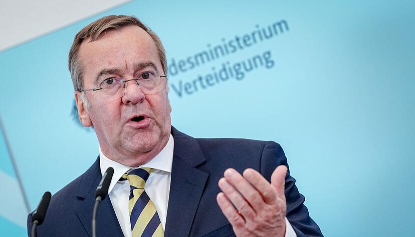 Verteidigungsminister Pistorius stellte in Berlin die erste deutsche Milit&auml;rstrategie vor.