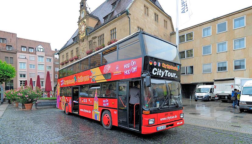 Einsteigen, aussteigen, entdecken: Der Heilbronner Sightseeing-Bus startet in die Saison. Foto: Archiv