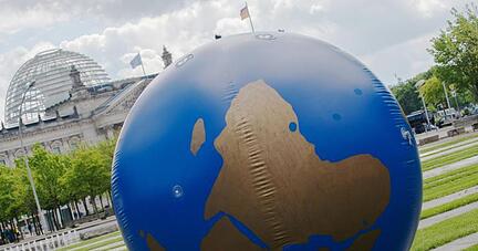 In mehr als 60 Städten mahnte Greenpeace zum Klimaschutz. Foto: Paul Zinken