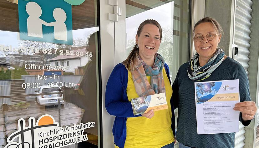 Saskia Himmelsbach und Elke M&uuml;ller (von links) gehen mit der Hospizwoche 2023 ein paar neue Wege. Los geht"s in Eppingen am 15. April.
Foto: Ulrike Plapp-Schirmer