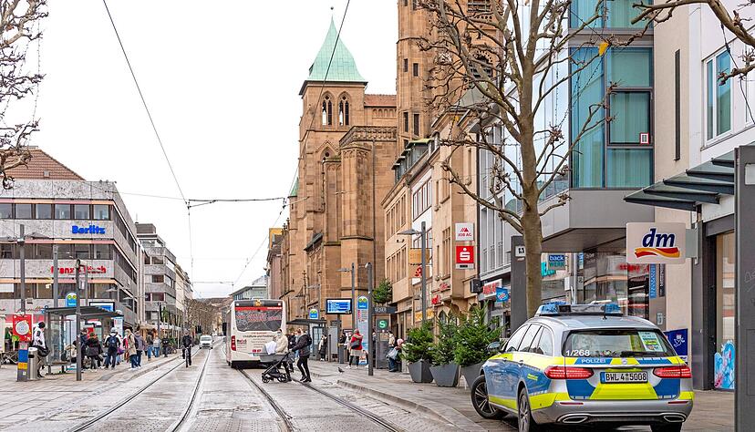 Am Heilbronner Marktplatz und in der Innenstadt soll mehr kontrolliert werden.

Foto: Archiv/Berger