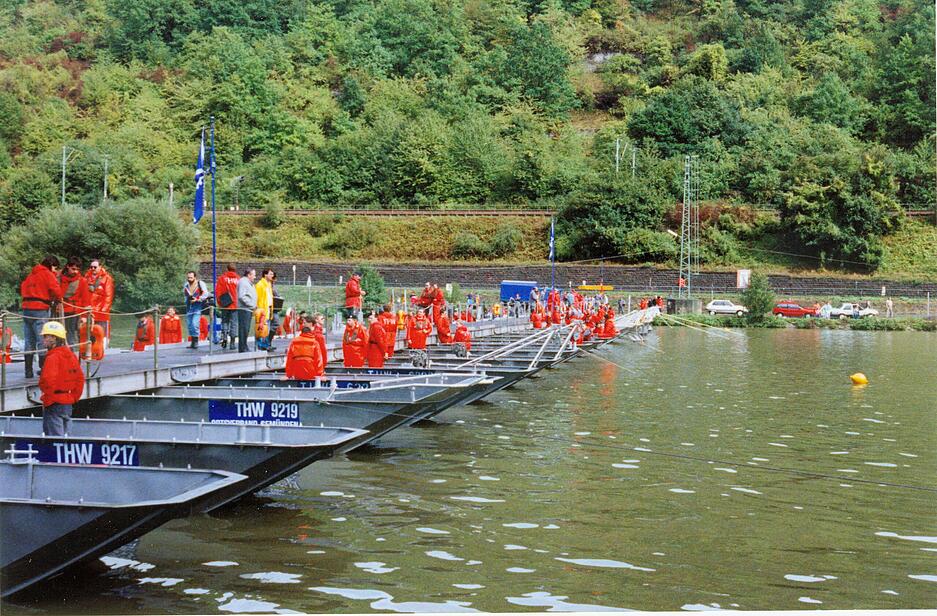 Wenige Monate zuvor, vom 15. bis 17. Februar 1990, war das THW tatsächlich wegen Hochwasser in Haßmersheim gefordert.