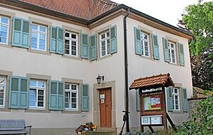 Der evangelische Kindergarten soll im kommenden Jahr für fast eine Million Euro um eine Gruppe erweitert werden.
Foto: Elfi Hofmann