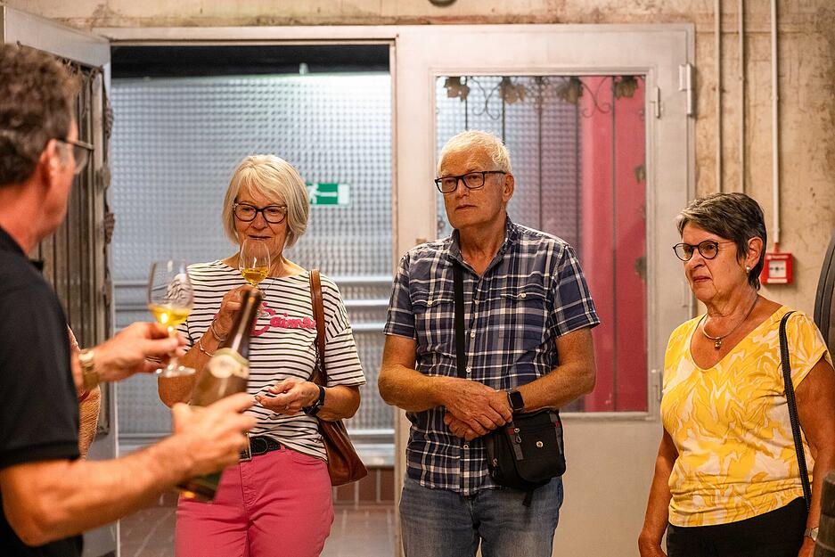 Beim Stimme-Lesersommer erhielten die Teilnehmer exklusive Einblicke hinter die Kulissen des Open-Air-Kinos. Beim Stimme-Lesersommer erhielten die Teilnehmer exklusive Einblicke hinter die Kulissen des Open-Air-Kinos.