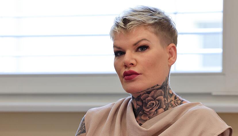 Melanie M&uuml;llers Berufungsprozess gegen ein Urteil zum Zeigen des Hitlergru&szlig;es beginnt noch vor Weihnachten. (Archivbild)