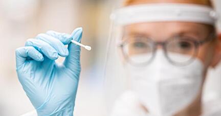 Im Zuge der immer stärkeren Ausbreitung der Delta-Variante des Coronavirus hat sich die Sieben-Tage-Inzidenz in Deutschland innerhalb eines Monats etwa vervierfacht.