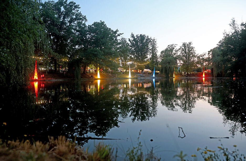 Denn die atmosphärische Beleuchtung am Schachtsee kann nur eines bedeuten: