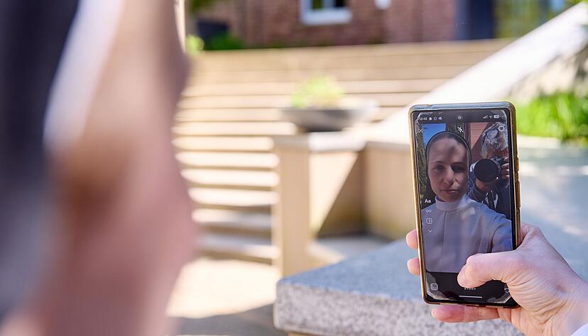 Schwester Clarita will mit Klischees aufr&auml;umen.