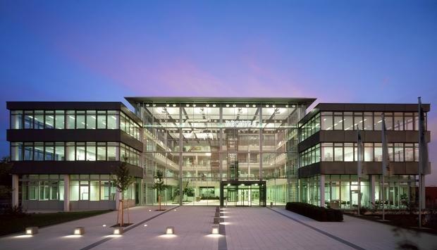 Der Neckarsulmer IT-Dienstleister Bechtle streicht nach einem Gewinneinbruch im Auftaktquartal 2009 zahlreiche Jobs.
