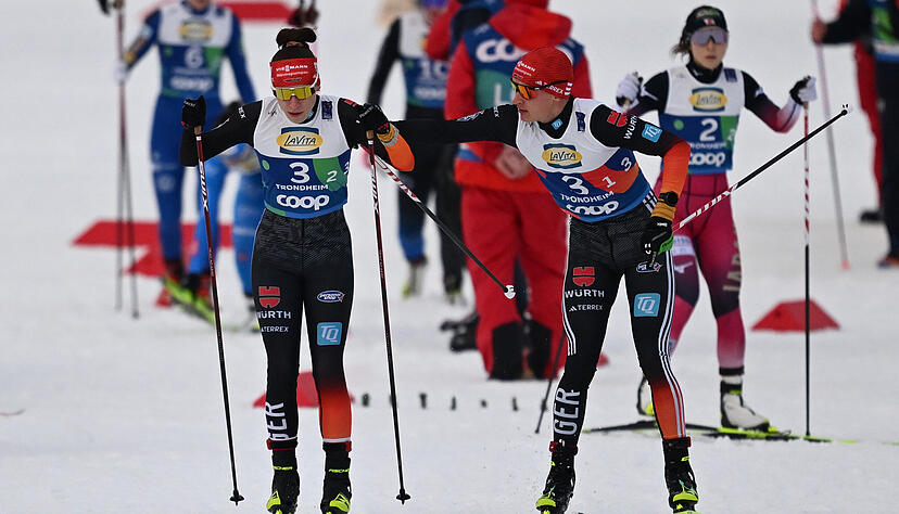 Kämpfen sie in Zukunft Seite an Seite bei Olympischen Spielen um die Medaillen? Jenny Nowak (links) Julian Schmid während der Mixed-Staffel bei der WM in Trondheim in Aktion.