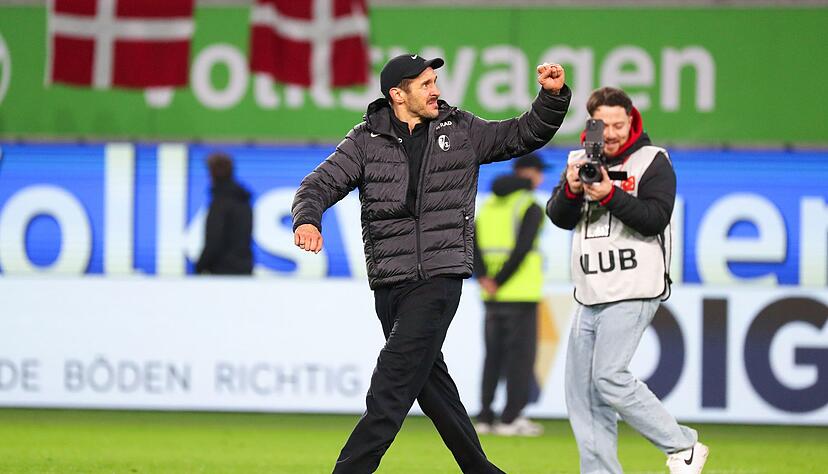 Trainer Julian Schuster war nach dem Sieg in Wolfsburg voll des Lobes f&uuml;r sein Team.