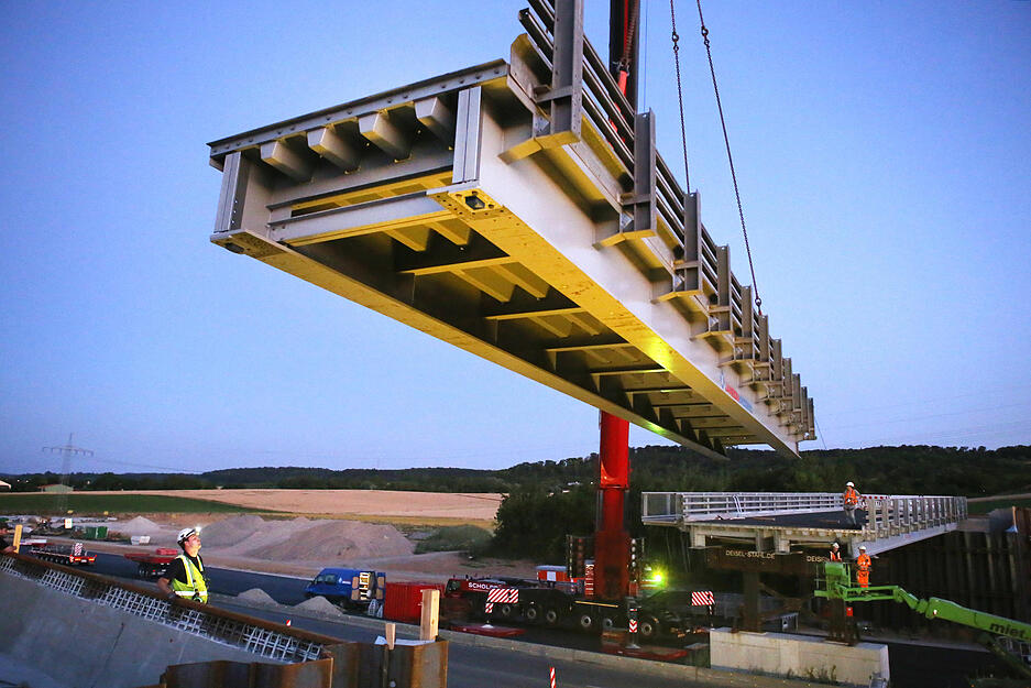 Ersatzbrücke über die Autobahn 6 bei Erlenbach