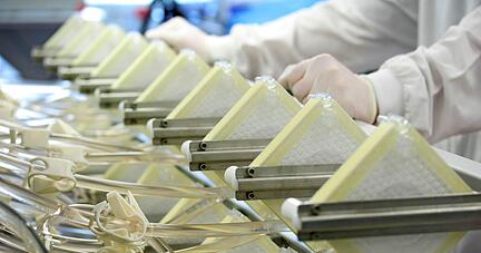 Im Zukunftspark Wohlgelegen in Heilbronn ist ein Großteil der Produktion der künstlichen Lungen &minus; im Bild links die dafür notwendigen Membranen &minus; untergebracht.
Xenios