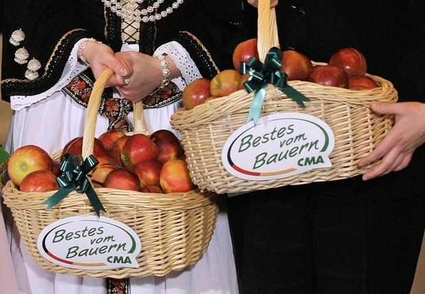 Mit dem Slogan "Bestes vom Bauern" wirbt die Centrale Marketing-Gesellschaft der deutschen Agrarwirtschaft mbH (CMA).