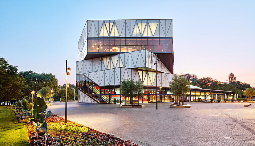 Die Heilbronner experimenta ist das größte Science Center Deutschlands.