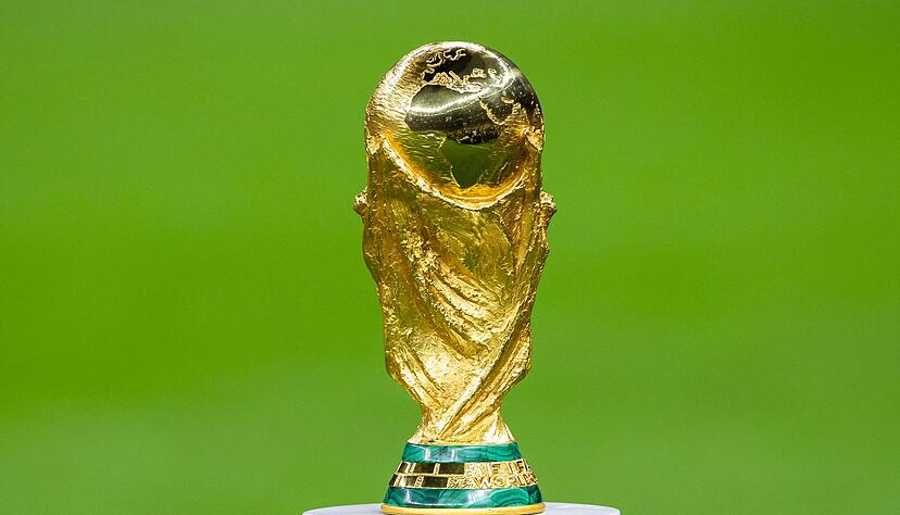 Am 20. November finden die Auslosungen f&uuml;r die Playoffs zur Fu&szlig;ball-WM statt. (Archivbild)
