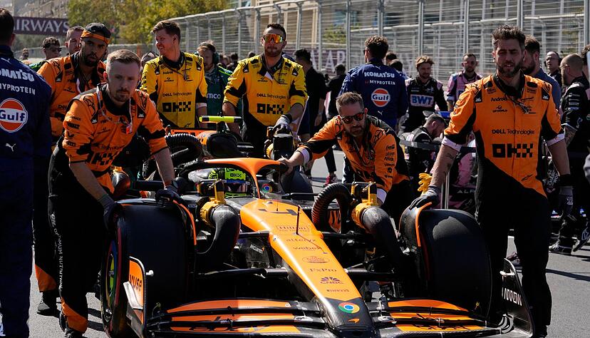 McLaren-Fahrer Lando Norris musste nach verpatzter Qualifikation eine Aufholjagd starten. McLaren-Fahrer Lando Norris musste nach verpatzter Qualifikation eine Aufholjagd starten.