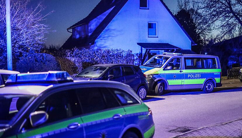 Eine Mutter soll ihre S&ouml;hne und sich selbst get&ouml;tet haben.