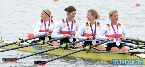 In einem fulminanten Schlusssprint schob sich das Boot um Schlagfrau Britta Oppelt am Mittwoch an den starken Amerikanerinnen vorbei. In einem fulminanten Schlusssprint schob sich das Boot um Schlagfrau Britta Oppelt am Mittwoch an den starken Amerikanerinnen vorbei.