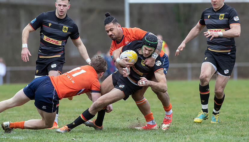 Die Niederl&auml;nder brachten am Ende ein knappes 33:29 ins Ziel.