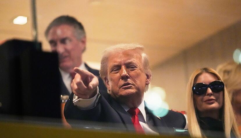 US-Pr&auml;sident Donald Trump, hier beim Besuch eines College-Footballspiels, &auml;u&szlig;ert sich gerne zur NFL. (Archivbild)