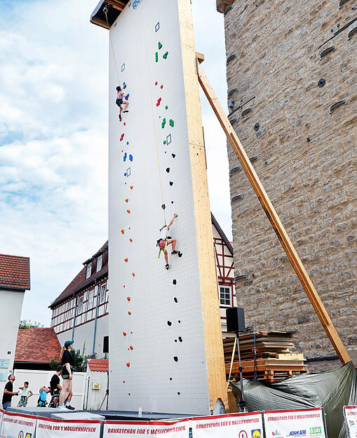 Auch für die Kleinen geht es in Bad Wimpfen am Kletterturm hoch hinaus. Auch für die Kleinen geht es in Bad Wimpfen am Kletterturm hoch hinaus.