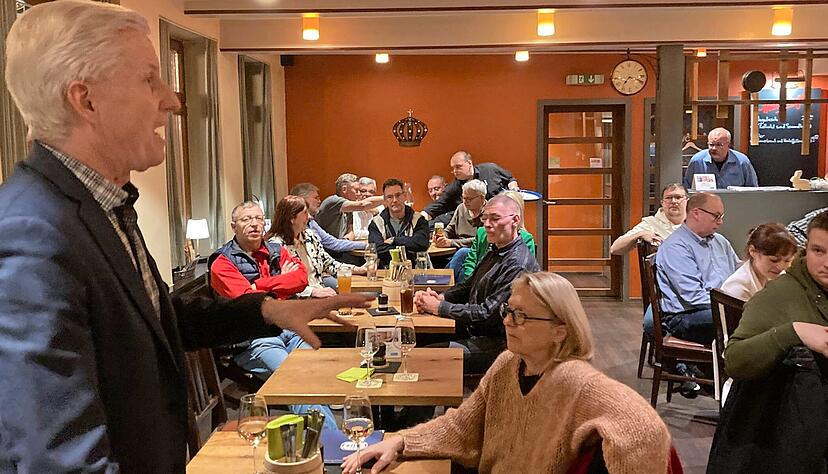 Warum kommen Menschen in die Stadt? Um etwas zu erleben, wie beispielsweise bei der Lokaltour mit Chefredakteur Uwe Ralf Heer.