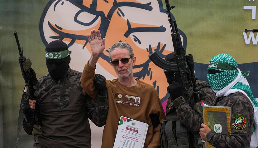 Stopp der Geisel-Freilassungen und Faktor Trump - wie steht es um die Waffenruhe im Gazastreifen?