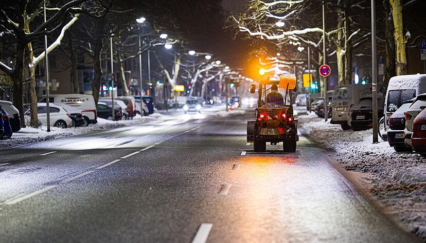 Am Morgen waren R&auml;umfahrzeuge unterwegs.