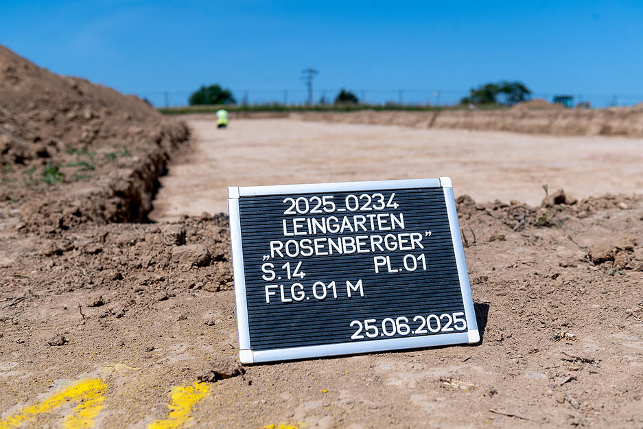 Auf dem neu geplanten Baugebiet „Kappmannsgrund 5“ in Leingarten, unterhalb der Feuerwehrwache, finden vor Baustart archäologische Arbeiten statt.