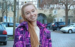 Anastasiia Akymenko ist in Öhringen wieder mit Mutter und Schwester vereint worden.
Fotos: Greiner Anastasiia Akymenko ist in Öhringen wieder mit Mutter und Schwester vereint worden.
Fotos: Greiner