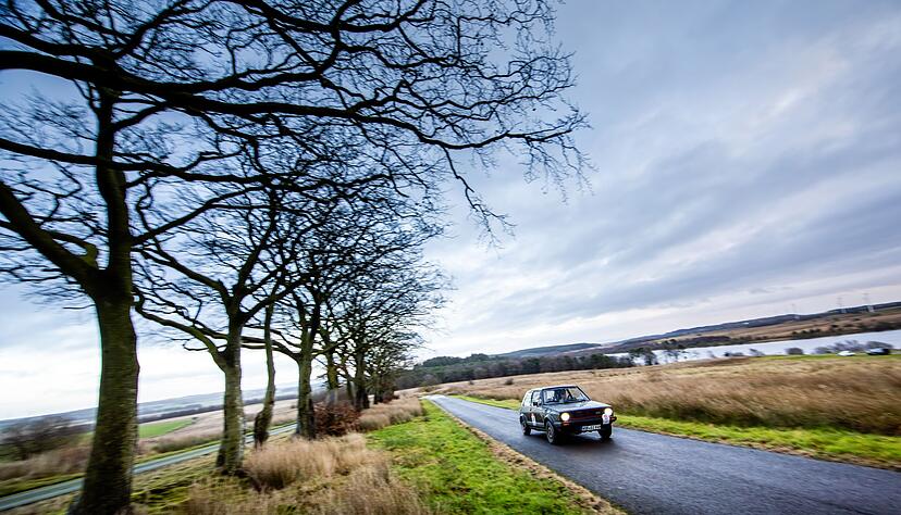 Zeig mal, was Du noch so alles kannst: Statt Kuchen zum 50. Jubil&auml;um gab's eine Teilnahme an einer waschechten Oldie-Rallye.
