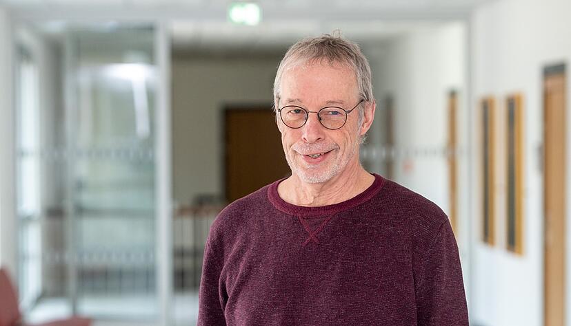 Stadtrat Konrad Wanner hält die Etatrede für die Linke. Stadtrat Konrad Wanner hält die Etatrede für die Linke.