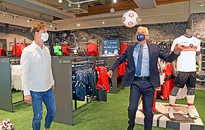 Harry Mergel zeigt seine Qualitäten am Ball.