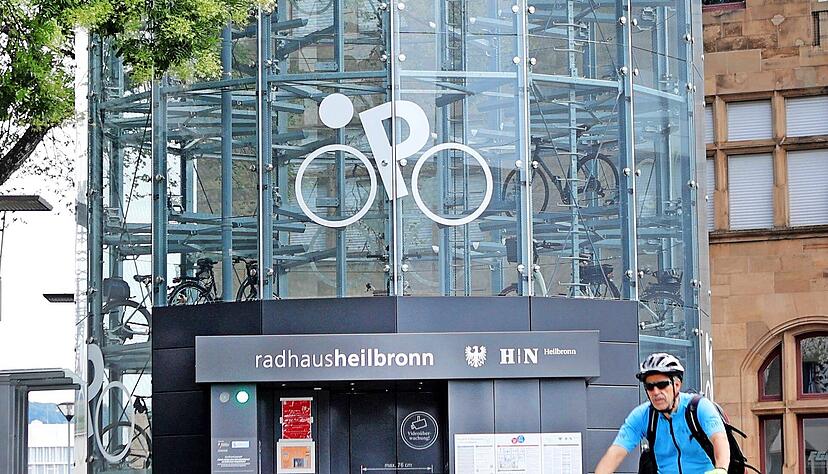 Auch in der Kritik der CDU: Das Radhaus am Hauptbahnhof. Foto: Archiv Auch in der Kritik der CDU: Das Radhaus am Hauptbahnhof. Foto: Archiv