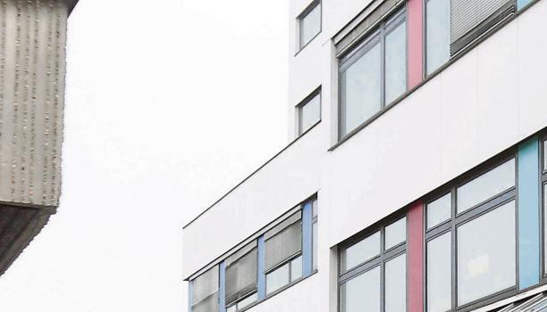 Schon heute geht es auf der Zufahrt zur Shoppinghaus-Tiefgarage eng zu. Parken hier Lkw zum Be- und Entladen, geht nichts mehr.Foto: Guido Sawatzki Schon heute geht es auf der Zufahrt zur Shoppinghaus-Tiefgarage eng zu. Parken hier Lkw zum Be- und Entladen, geht nichts mehr.Foto: Guido Sawatzki