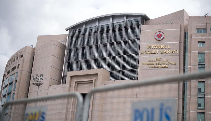 Im Istanbuler Justizpalast Caglayan findet der Prozess gegen die Angeklagten statt. (Archivbild)