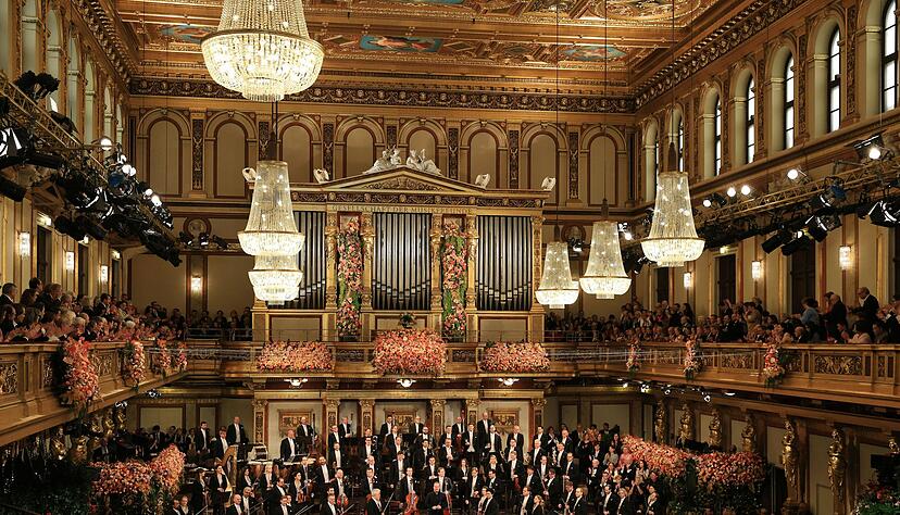 Mit einem schwungvollen Auftritt l&auml;uteten die Wiener Philharmoniker unter Yannick N&eacute;zet-S&eacute;guin das neue Jahr ein.