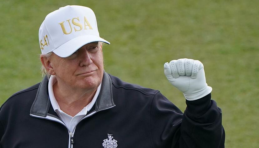 Harald Schmidt hält Donald Trump für einen genialen Entertainer (Archivbild). Harald Schmidt hält Donald Trump für einen genialen Entertainer (Archivbild).