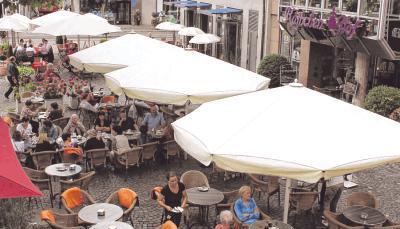 Der vorletzte Monat des Café Münch ist angebrochen. Die GWG verhandelt mit drei Kandidaten. Und verspricht: weiterhin ein Café, kein Filialist.Foto: Archiv/Feinäugle
