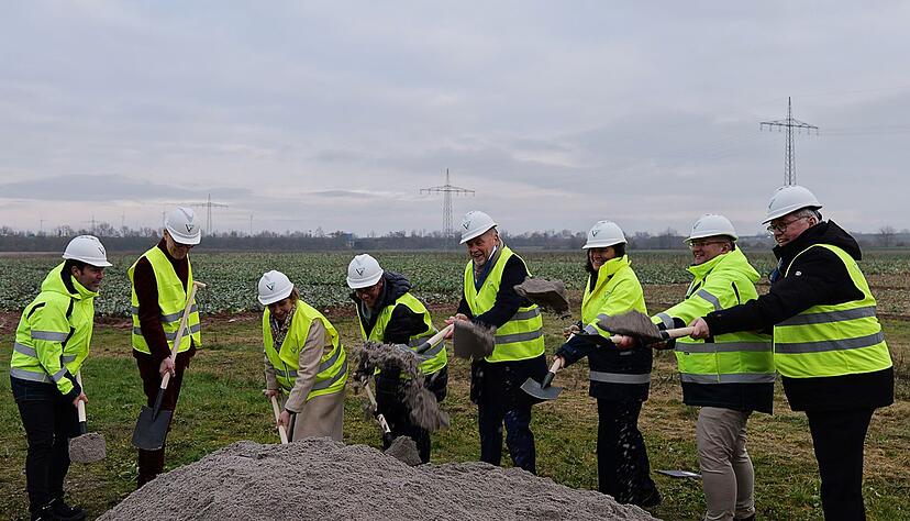 Mit der entstehenden W&auml;rme soll die Stadt Landau &uuml;ber ein Fernw&auml;rmenetz versorgt werden.