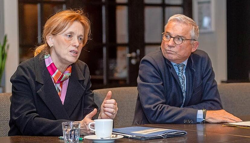 Bundesministerin Karin Prien und Innenminister Thomas Strobl haben &uuml;ber Bildungspolitik diskutiert. Nicht ohne Grund in Heilbronn.