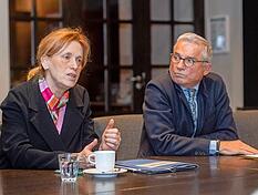 Bundesministerin Karin Prien und Innenminister Thomas Strobl haben &uuml;ber Bildungspolitik diskutiert. Nicht ohne Grund in Heilbronn.