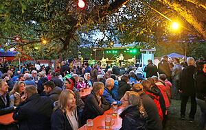 Das letzte Gassenfest war 2017. Doch auch wenn 2022 einiges anders sein wird, sind die H&uuml;ttenfreunde sicher, dass es wieder ein voller Erfolg wird. 
Foto:Archiv/Seidel