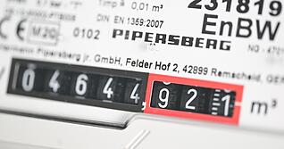 Der Krieg im Nahen Osten hat die Gaspreise auf dem Spotmarkt nach oben getrieben. Das sp&uuml;ren aktuell aber vor allem Neukunden.