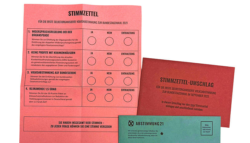 Der Verein Abstimmung 21 simuliert eine bundesweite Volksabstimmung zu vier wichtigen politischen Fragen. Abgestimmt wird per Briefwahl.
Foto: Christoph Donauer